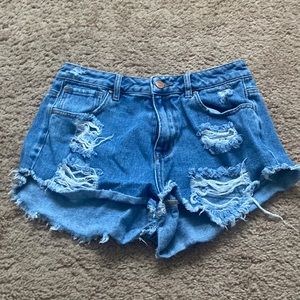 Pacsun denim shorts size 27 (booty shorts)